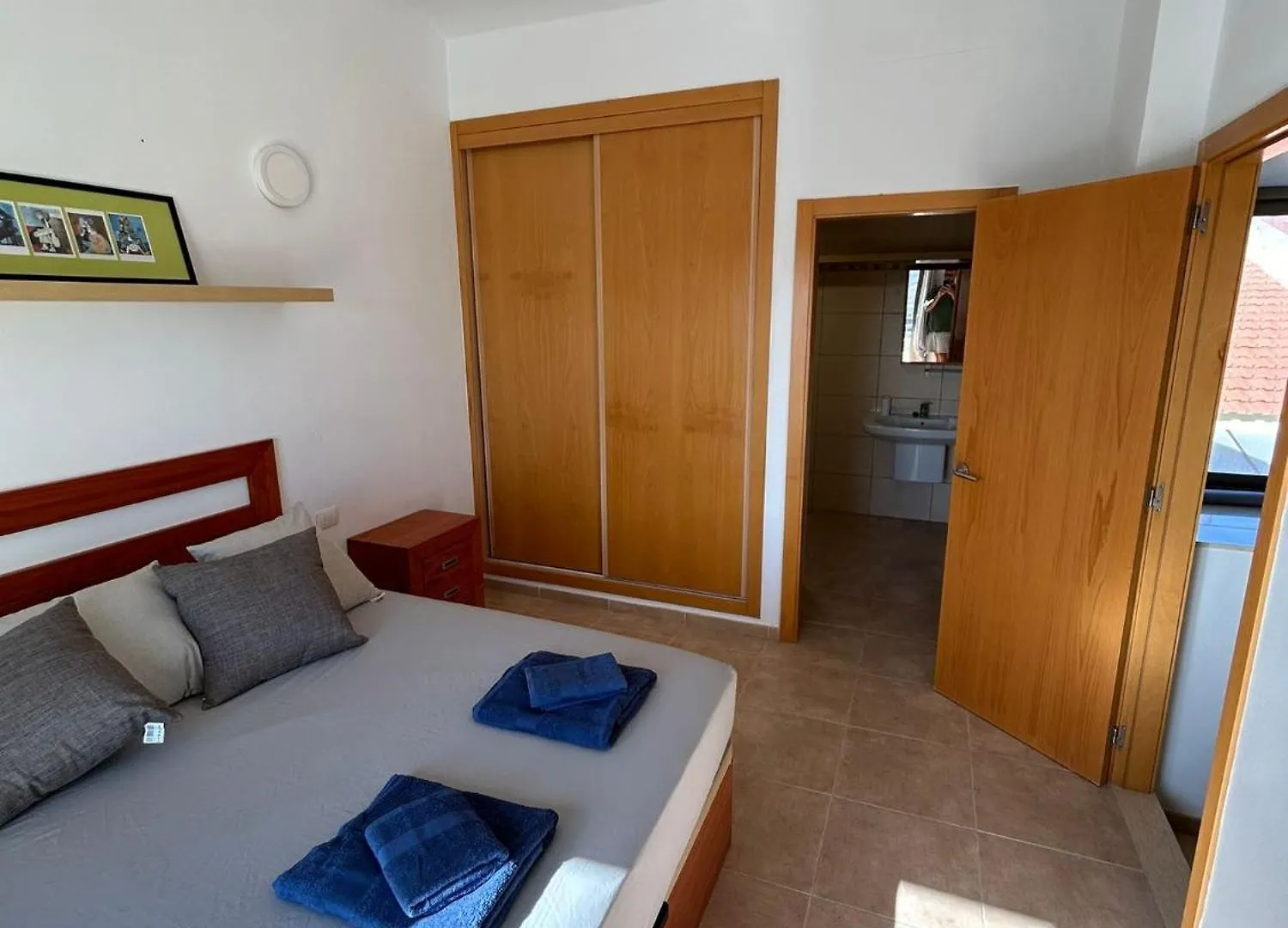 Montana Roja Holiday El Medano  Spain
